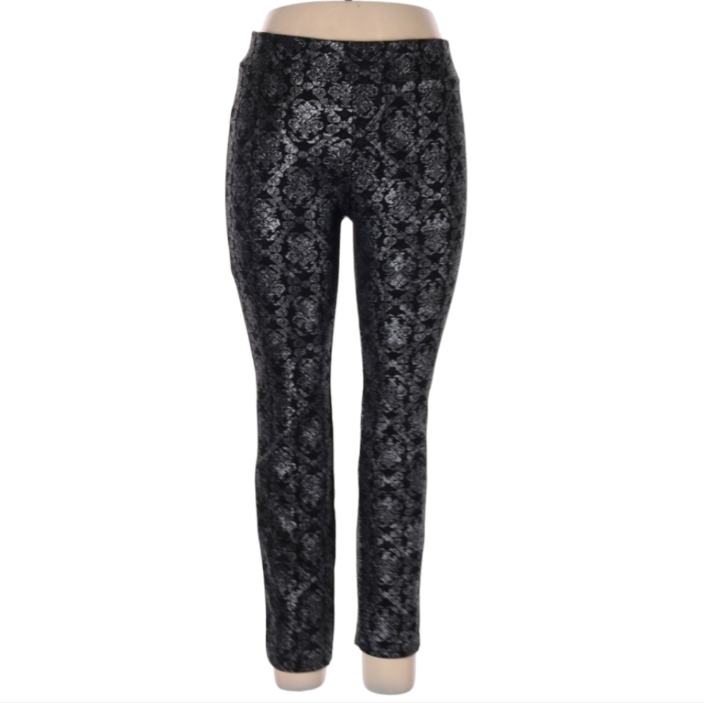 Lena Gabrielle Pull on Dress Pants ankle cut, Black with Silver Paisley Print 8‎